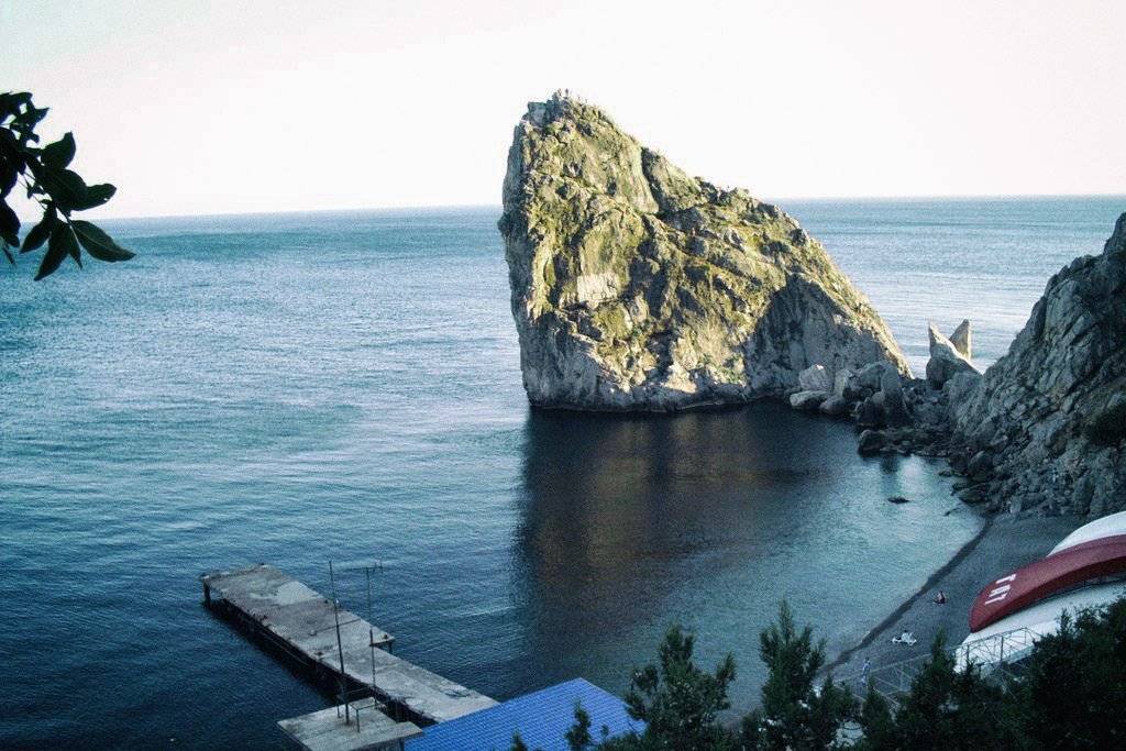 Пляж «Фрегат» в Крыму