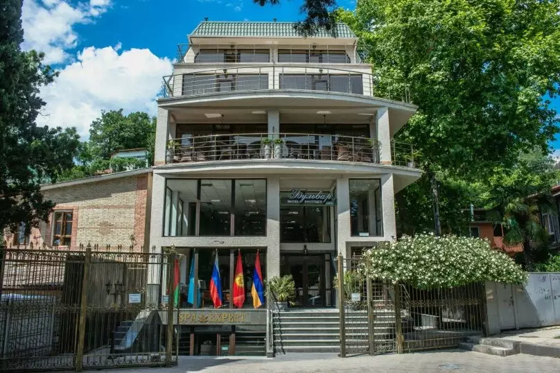 Бутик отель Бульвар в Ялте, улица Загородная, 4