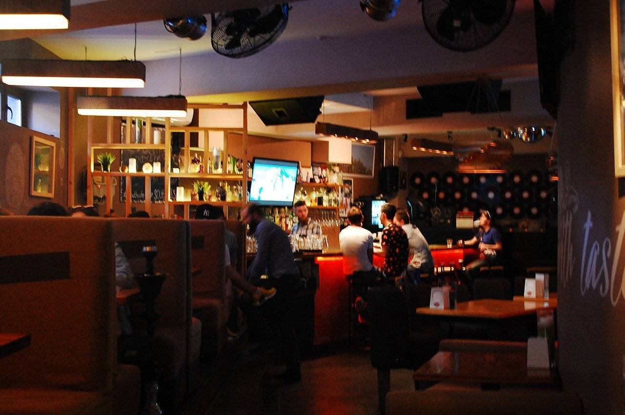 Кафе «South Cafe» в Ялте