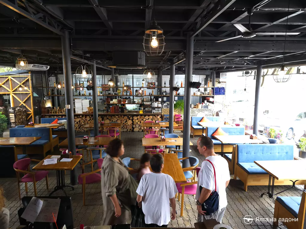 Ресторан Терраса в Гурзуфе на Южнобережном шоссе