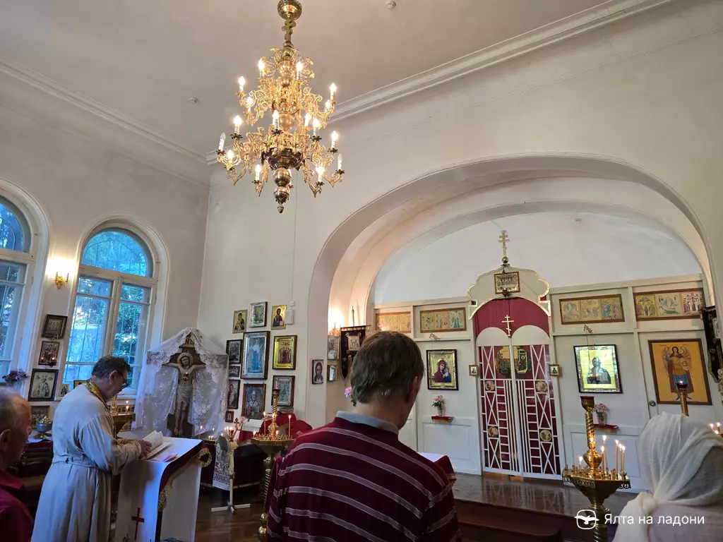 Церковь Пантелеимона Целителя в Крыму