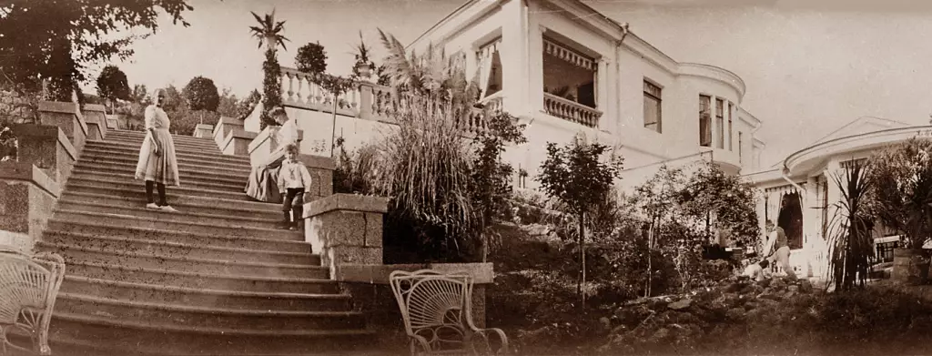 Ялтинская дача провизора Остроумова в начале 20 века, Крым