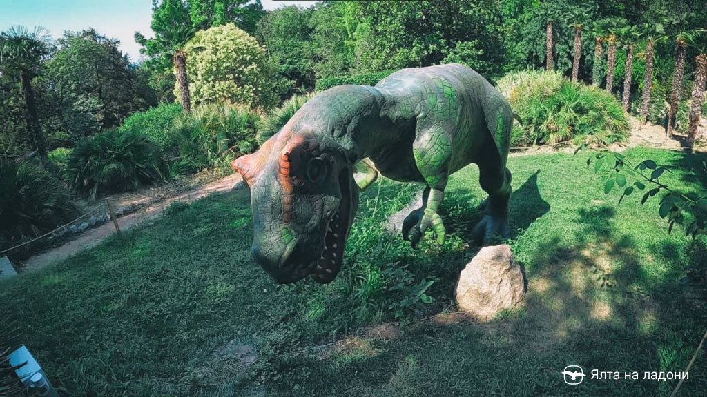 Парк динозавров в Никите, Ялта, Крым