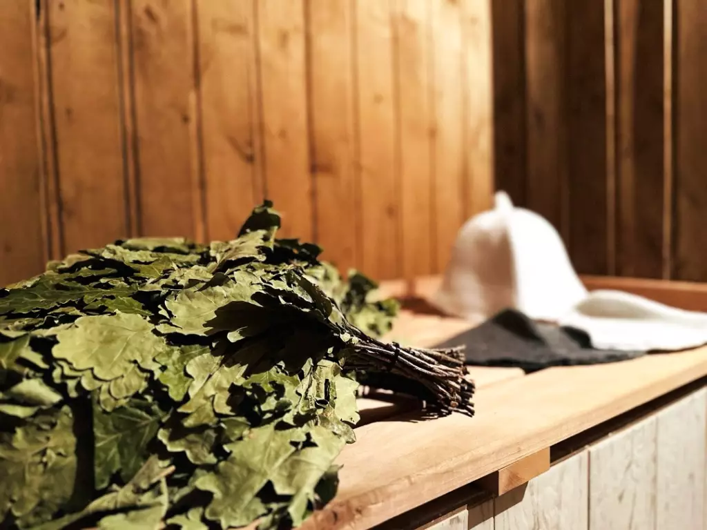 Баня Крымская Ницца в Ялте, улица Строителей, 9Ж