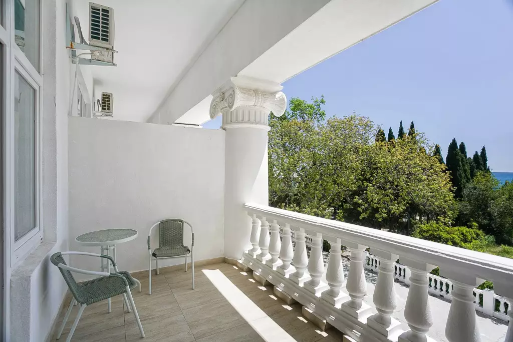 Отель «Ампир» в Крыму