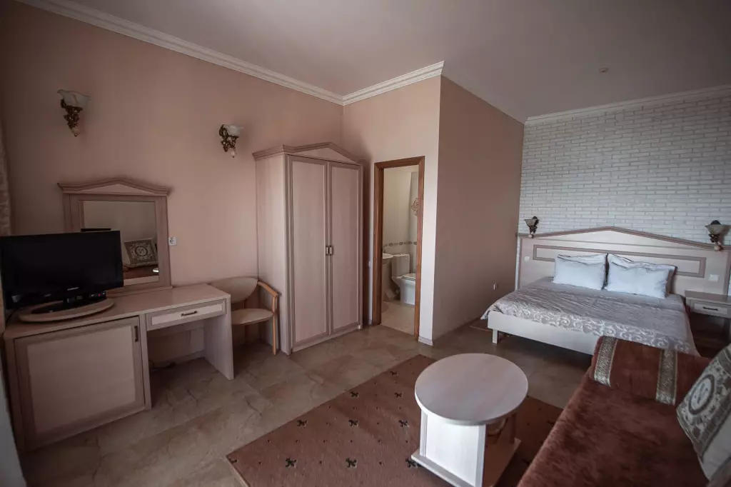 Отель «Рубикон» 4* в Крыму