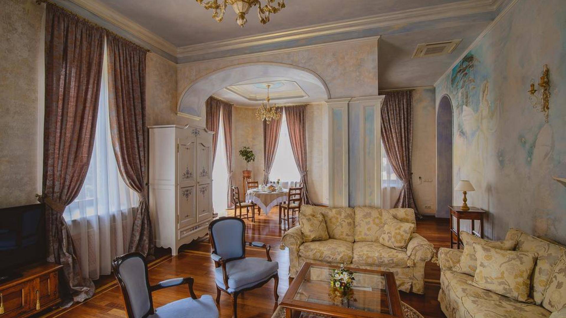 Отель «Вилла Елена» в Крыму
