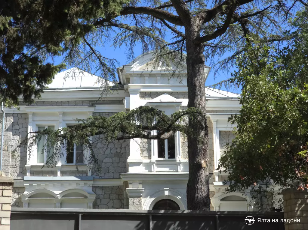 Дом князя Кочубея в Крыму