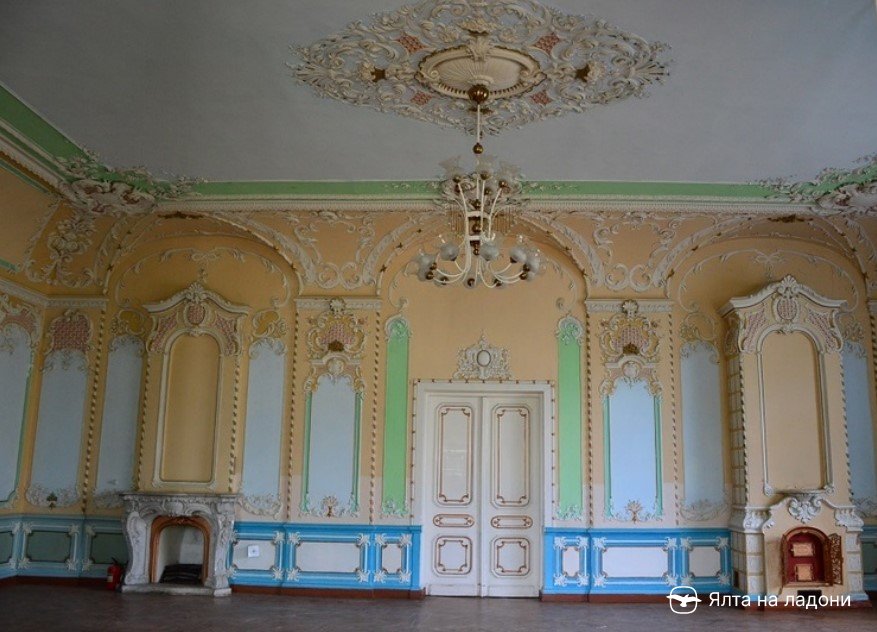 Дворец Новосильцева в Крыму