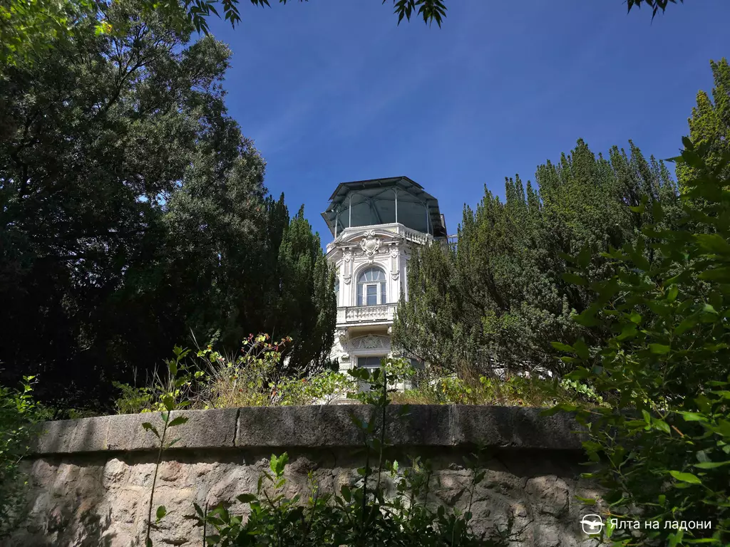 Дворец Новосильцева в Крыму