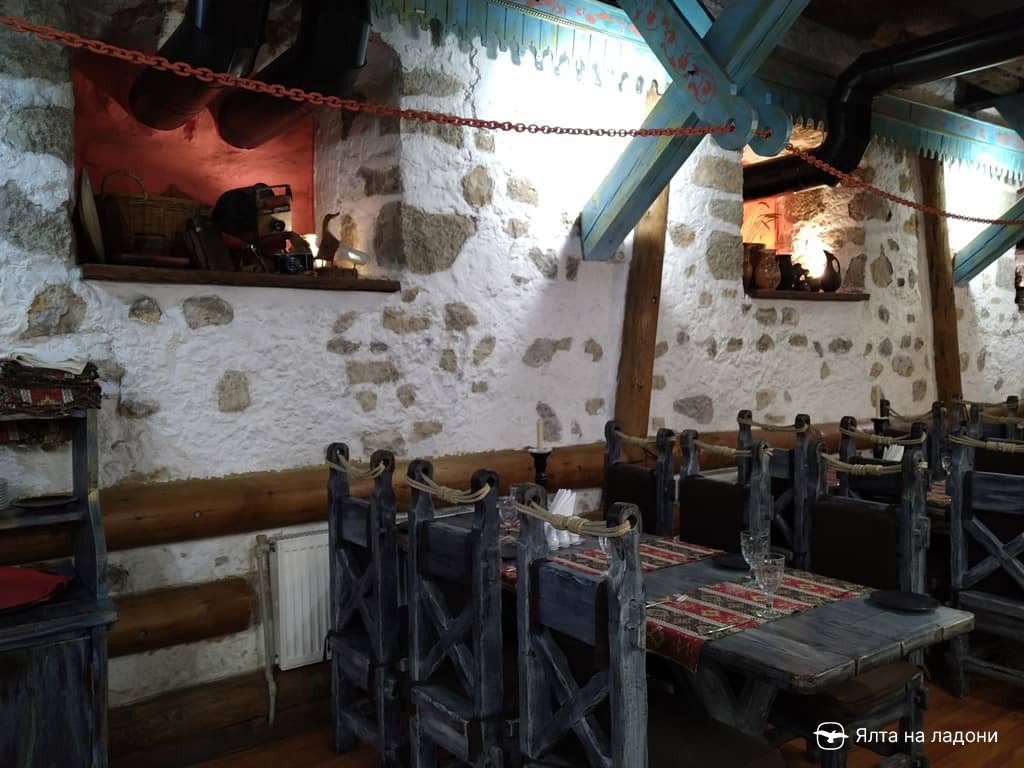 Ресторан «Царская конюшня» в Крыму