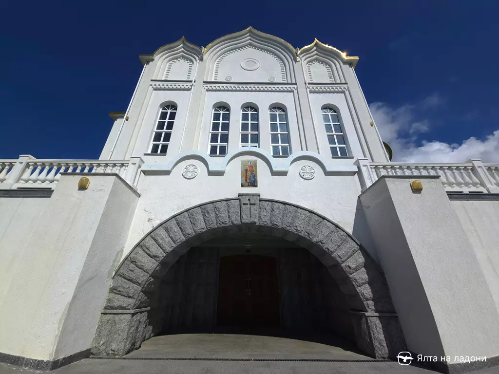 Храм казанской иконы Божией матери в Крыму