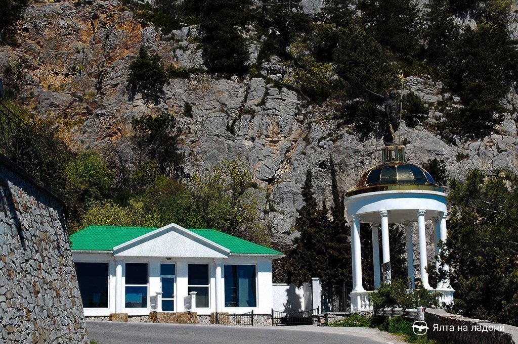 Церковь Святого Архистратига Михаила в Крыму