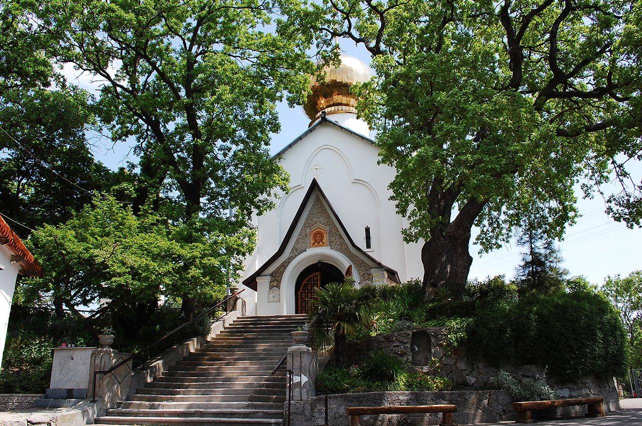 Церковь Николая и Александры в Крыму