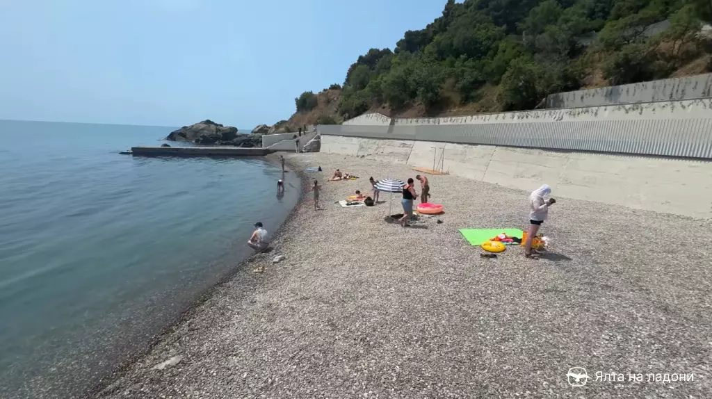 городской пляж Алупки, Воронцовские купальни