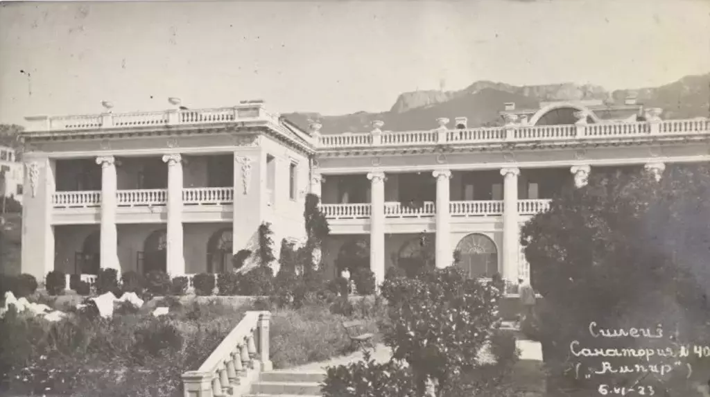 Вилла «Ампир» в Крыму