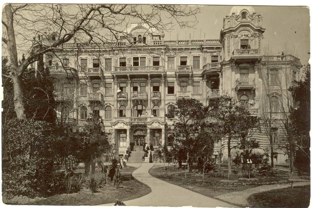 Гостиница Вилла Елена в Ялте, начало 20 века